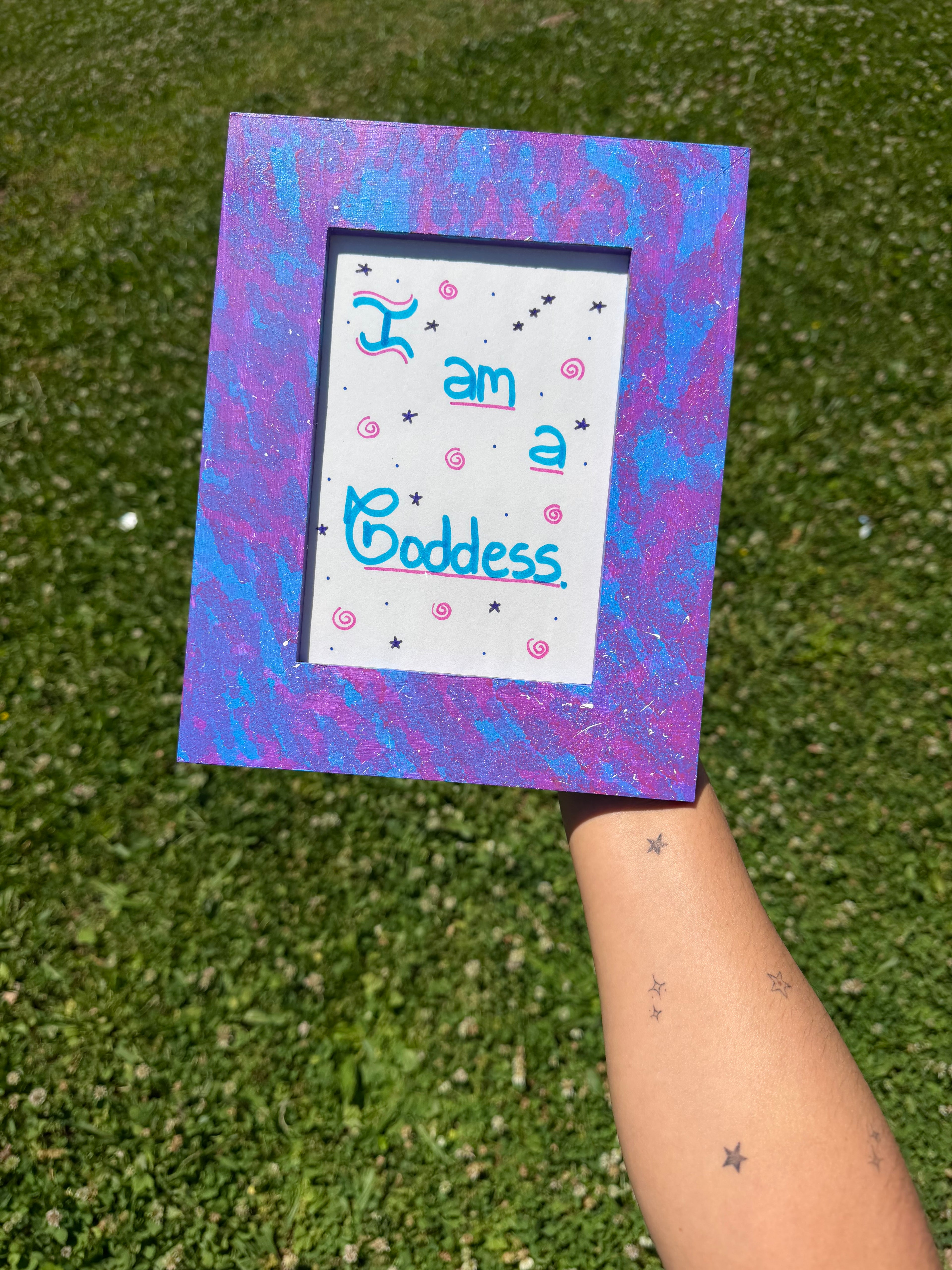 I Am a Goddess (Blue) – Aurora Frame Affirmation Decor